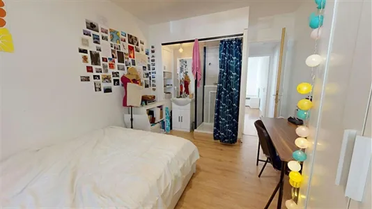 Rooms in Lyon - photo 2