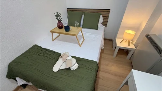 Rooms in Alcalá de Henares - photo 3