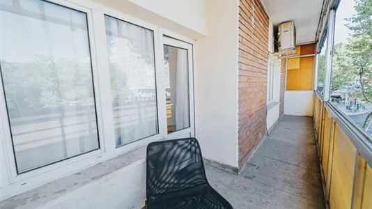 Rooms in Madrid Retiro - photo 10