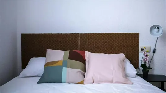 Rooms in Valencia Ciutat Vella - photo 5
