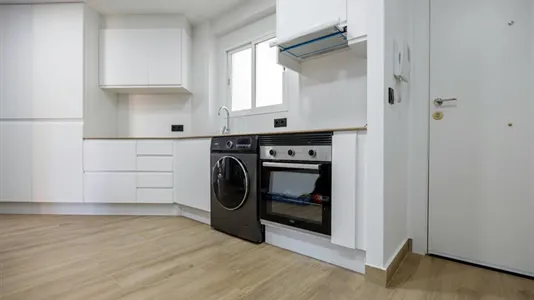 Rooms in el Camí de Vera - photo 7