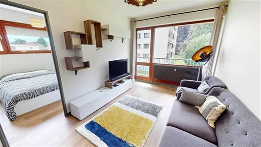 Rooms in Chambéry - photo 2