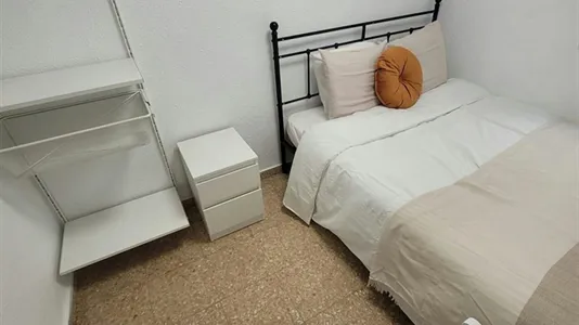 Rooms in Godelleta - photo 5