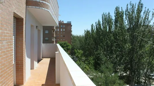 Rooms in Zaragoza - photo 5