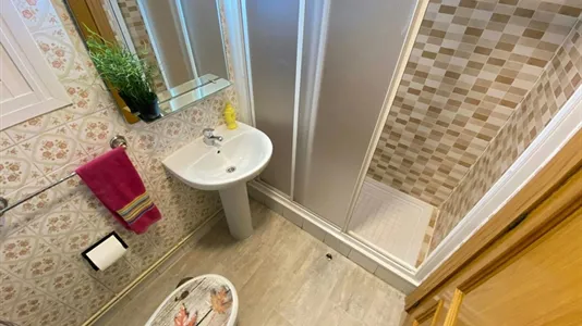 Rooms in Fuenlabrada - photo 10