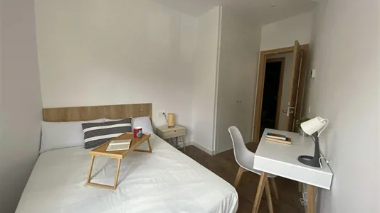 Rooms in Madrid Carabanchel - photo 1