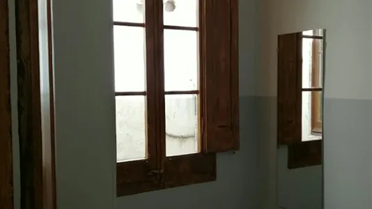 Rooms in Barcelona Ciutat Vella - photo 10