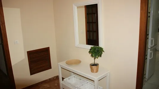 Rooms in Córdoba - photo 6