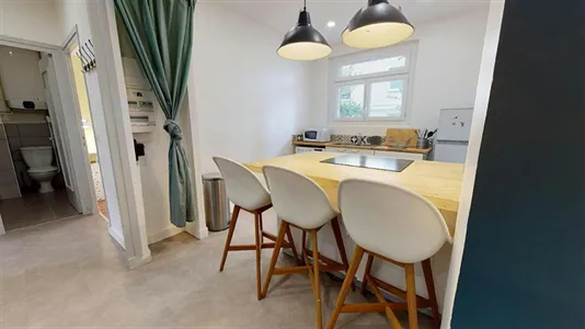 Rooms in Lyon - photo 8