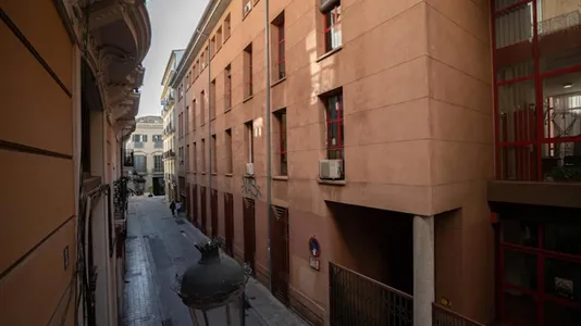 Rooms in Valencia Ciutat Vella - photo 10