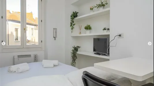 Apartments in Milano Zona 8 - Fiera, Gallaratese, Quarto Oggiaro - photo 4