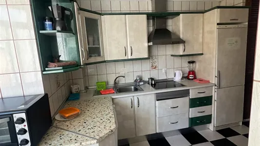 Rooms in Málaga - photo 9