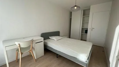 Room for rent in Saint-Denis, Île-de-France