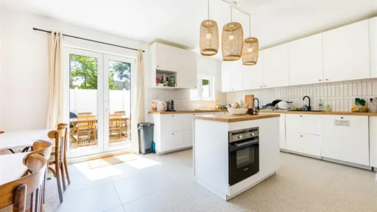 Apartments in L'Haÿ-les-Roses - photo 7