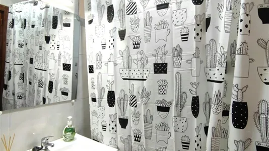 Rooms in Granada - photo 8