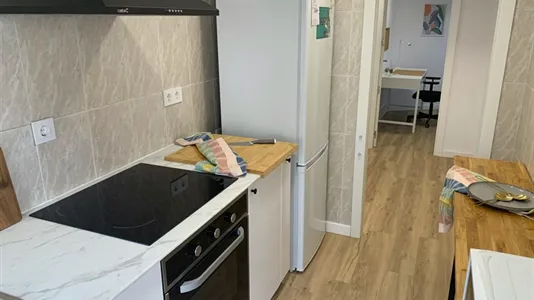 Rooms in Moncada - photo 6