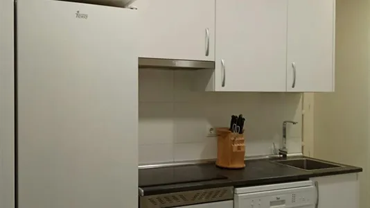 Rooms in Madrid Moncloa-Aravaca - photo 9