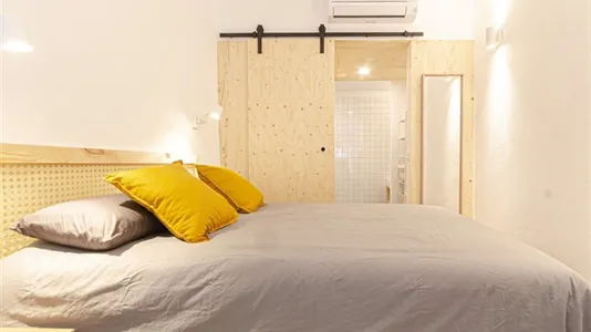 Rooms in Barcelona Gràcia - photo 4