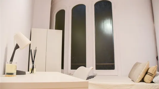 Rooms in Barcelona Eixample - photo 7