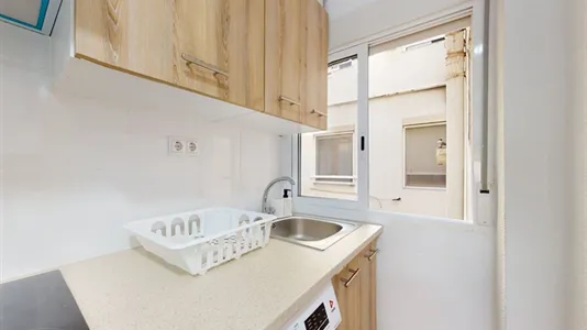 Rooms in Valencia Poblats Marítims - photo 9