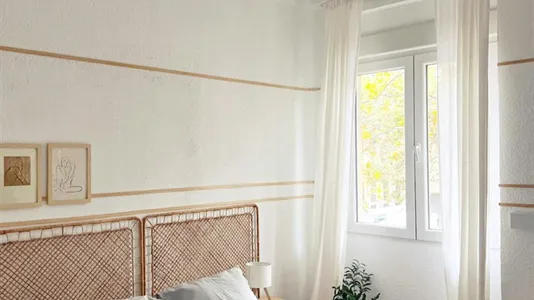 Rooms in Madrid Salamanca - photo 2