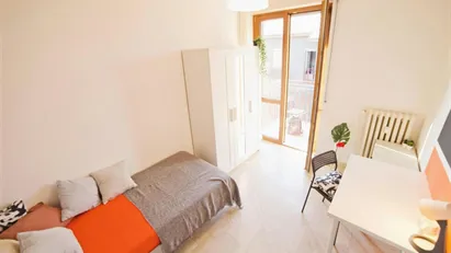 Room for rent in Lecco, Lombardia