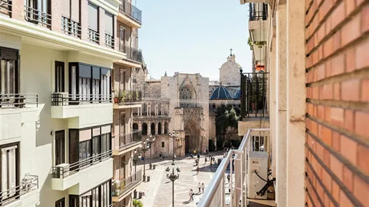 Rooms in Valencia Ciutat Vella - photo 10
