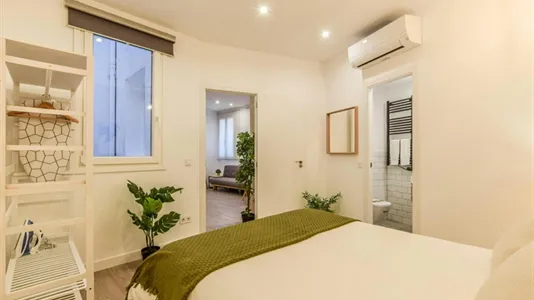Rooms in Madrid Centro - photo 1
