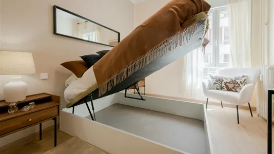 Rooms in Madrid Chamberí - photo 5