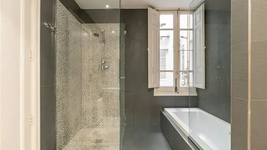 Rooms in Valencia Ciutat Vella - photo 9