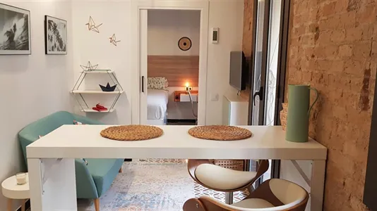 Apartments in Barcelona Ciutat Vella - photo 4