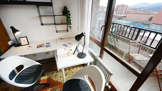 Rooms in Bilbao - photo 5