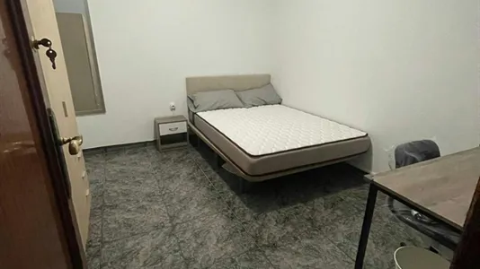 Rooms in Barcelona Eixample - photo 6