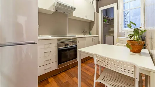 Rooms in Valencia Ciutat Vella - photo 9