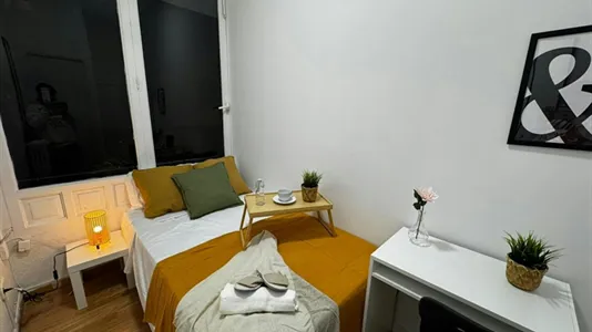 Rooms in Madrid Carabanchel - photo 1