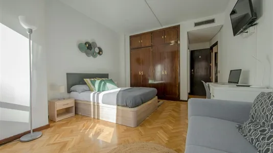 Rooms in Madrid Tetuán - photo 4