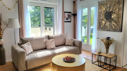 Rooms in Versailles - photo 9