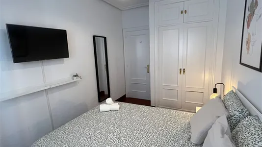 Rooms in Bilbao - photo 5