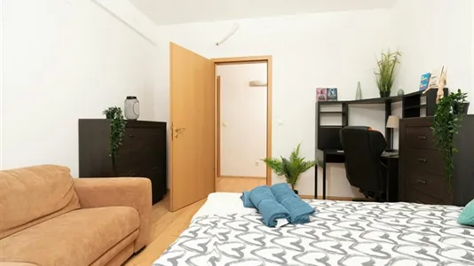 Rooms in Budapest Terézváros - photo 4