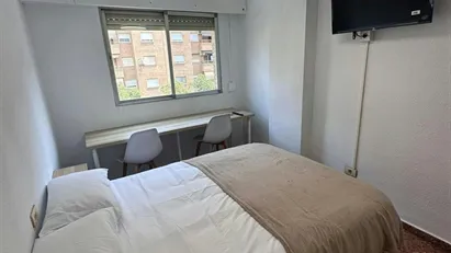 Room for rent in La Torre, Comunidad Valenciana