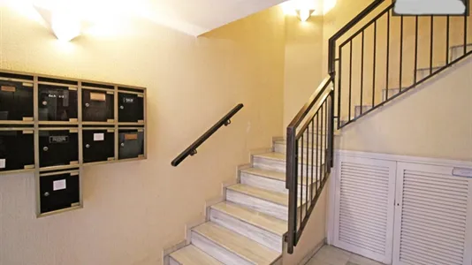 Rooms in Barcelona Sants-Montjuïc - photo 5