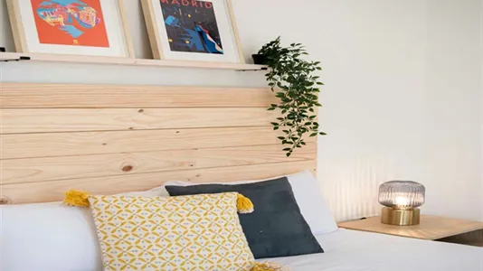 Rooms in Madrid Chamberí - photo 2