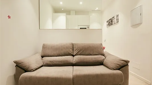 Apartments in Madrid Chamberí - photo 5