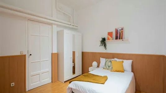 Rooms in Madrid Centro - photo 1