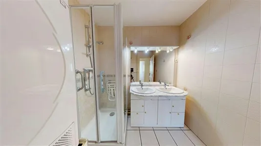 Rooms in Bordeaux - photo 10