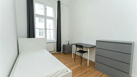 Rooms in Berlin Friedrichshain-Kreuzberg - photo 3