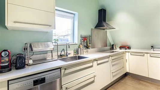 Apartments in Paris 16éme arrondissement (North) - photo 5