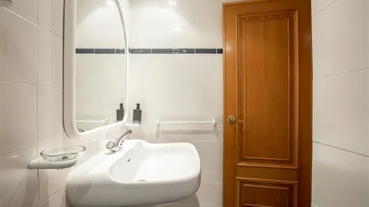 Rooms in Valencia L'Eixample - photo 10