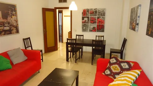 Rooms in Córdoba - photo 10