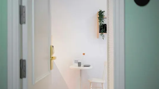 Rooms in Madrid Centro - photo 10